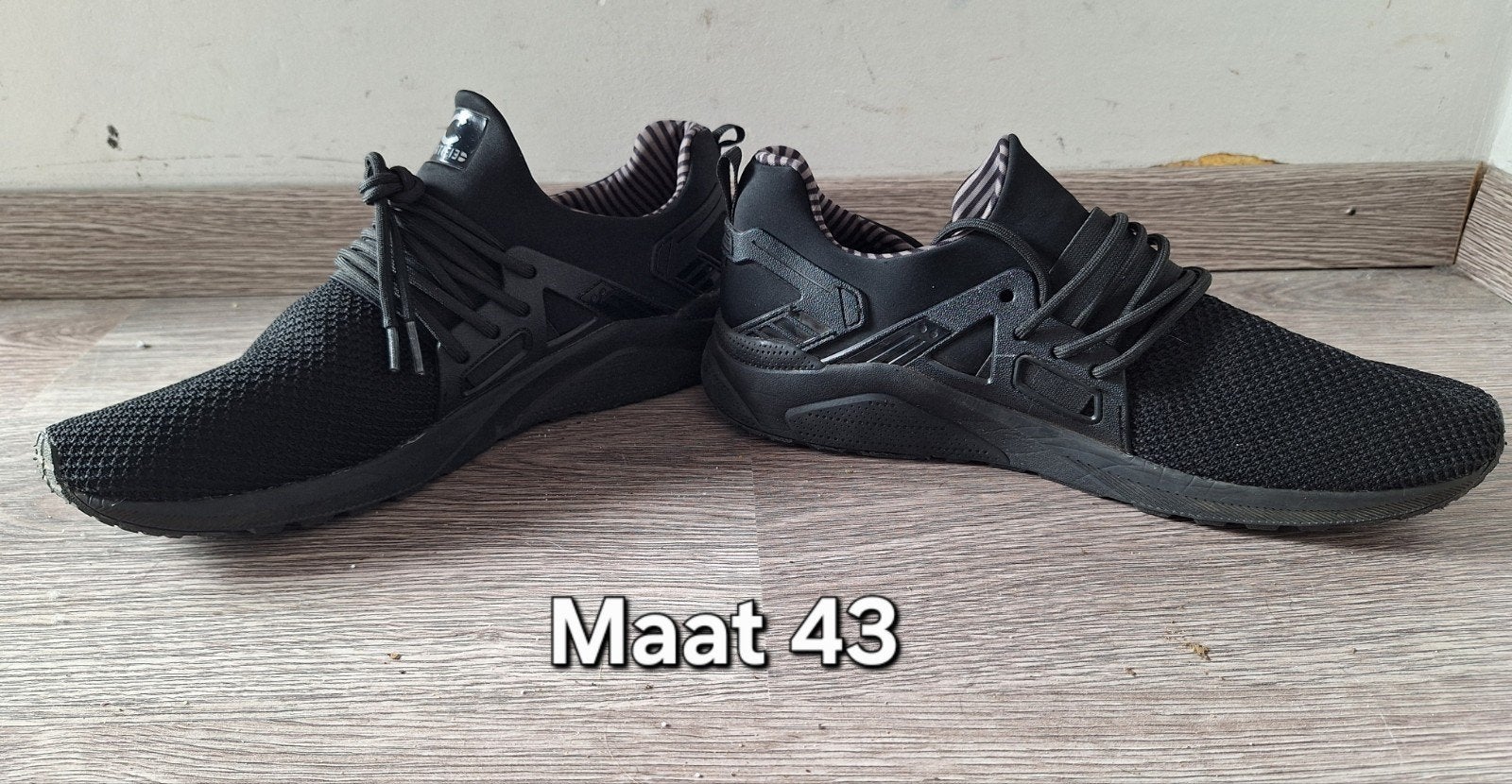 Heren sneakers, Kleding | Heren, Schoenen, Ophalen, Zwart, Sneakers of Gympen, Zo goed als nieuw
