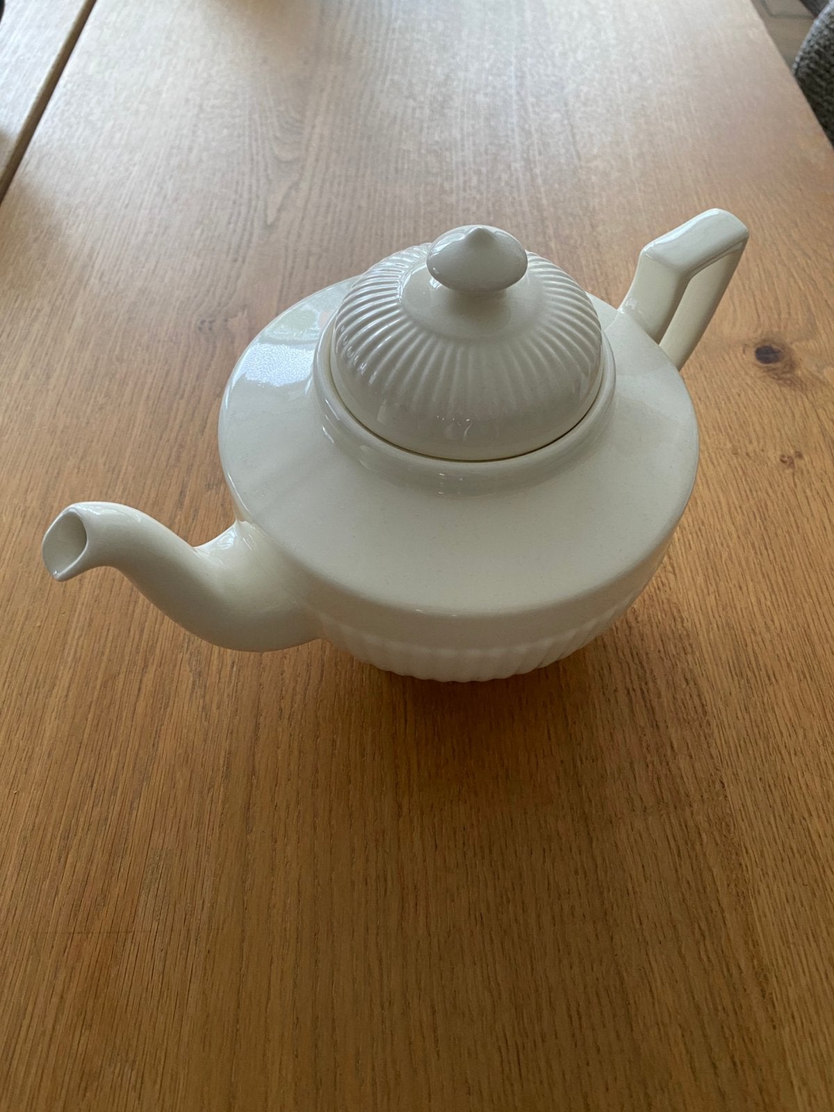 Theepot empire by royal creamware, Ophalen of Verzenden