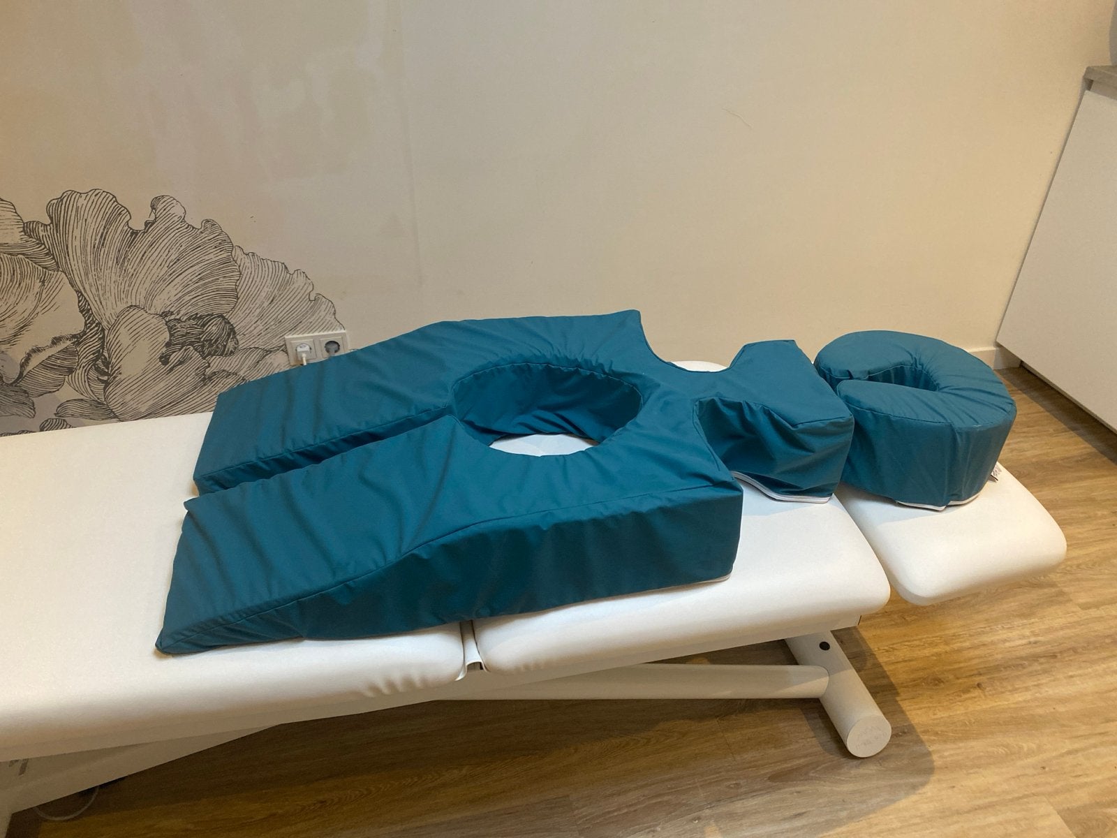 Zwangerschapsmassage kussen voor op massagetafel, Ophalen, Massagetafel