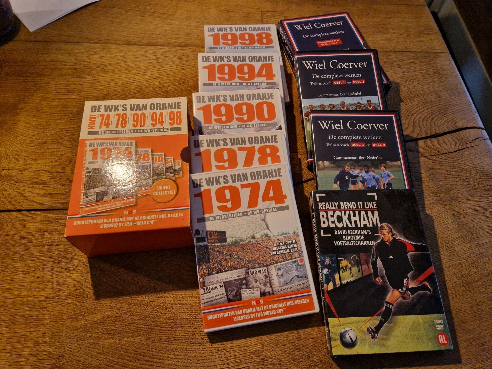 Voetbal DVD collectie: WK's Oranje, Wiel Coerver, Beckham, Cd's en Dvd's, Voetbal, Gebruikt, Alle leeftijden, Boxset