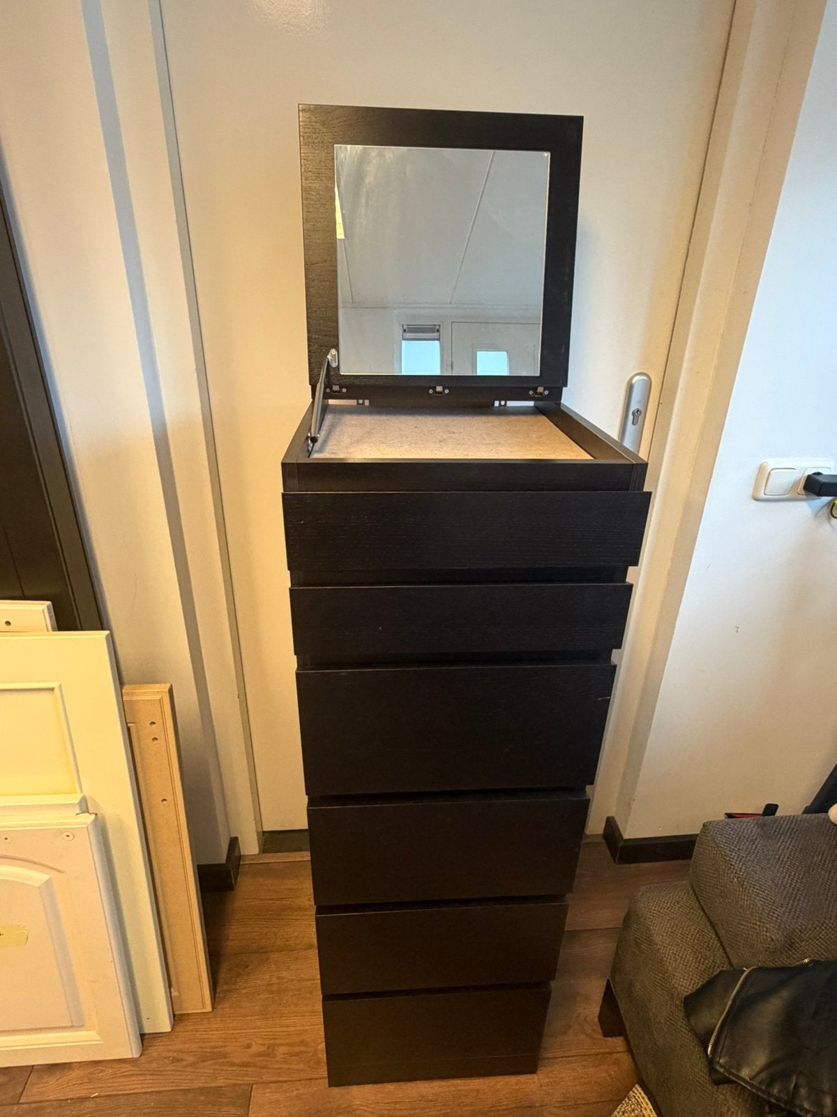 Malm ladekast met spiegel - zwart, Ophalen, Minder dan 50 cm, 5 laden of meer, 100 tot 150 cm