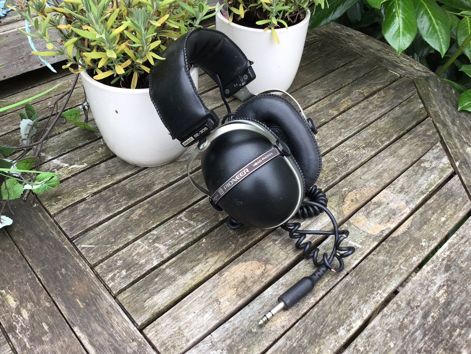 VINTAGE HIGH-END COCONUT STYLE HEADPHONE, PIONEER SE-305, Ophalen of Verzenden, Zo goed als nieuw, Overige merken