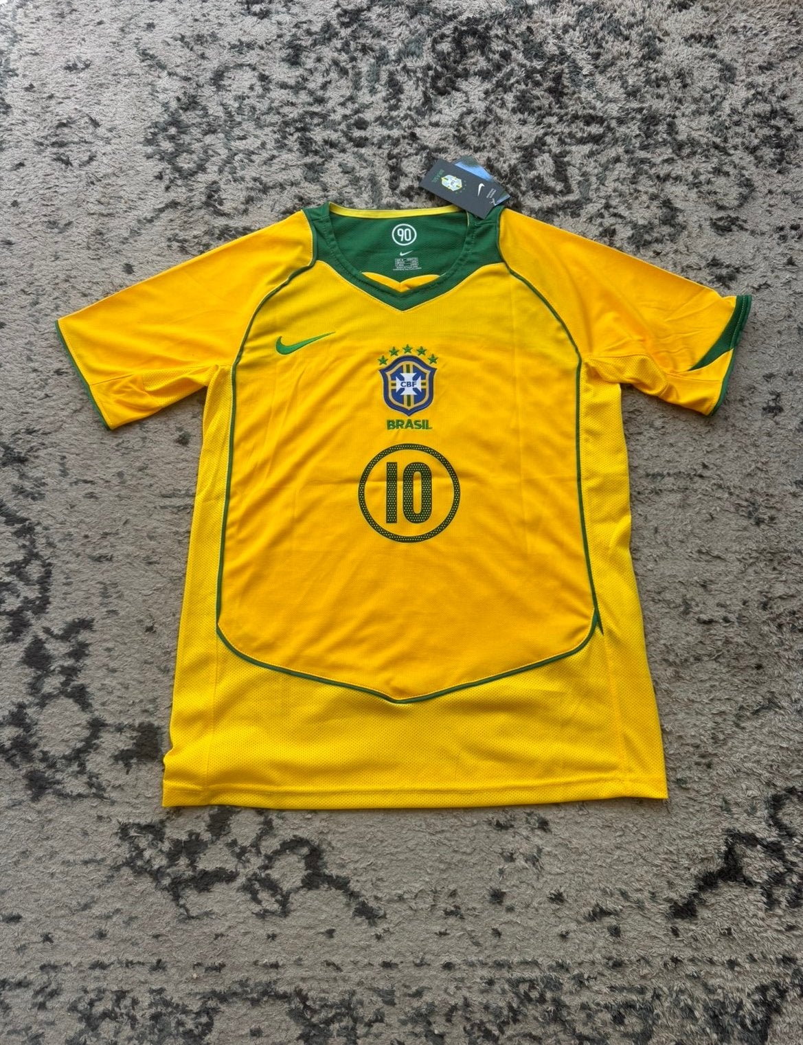 Nike Brazilië 2004 retro voetbalshirt Ronaldinho #10, Kleding | Heren, Sportkleding, Geel, Nieuw, Voetbal, Verzenden