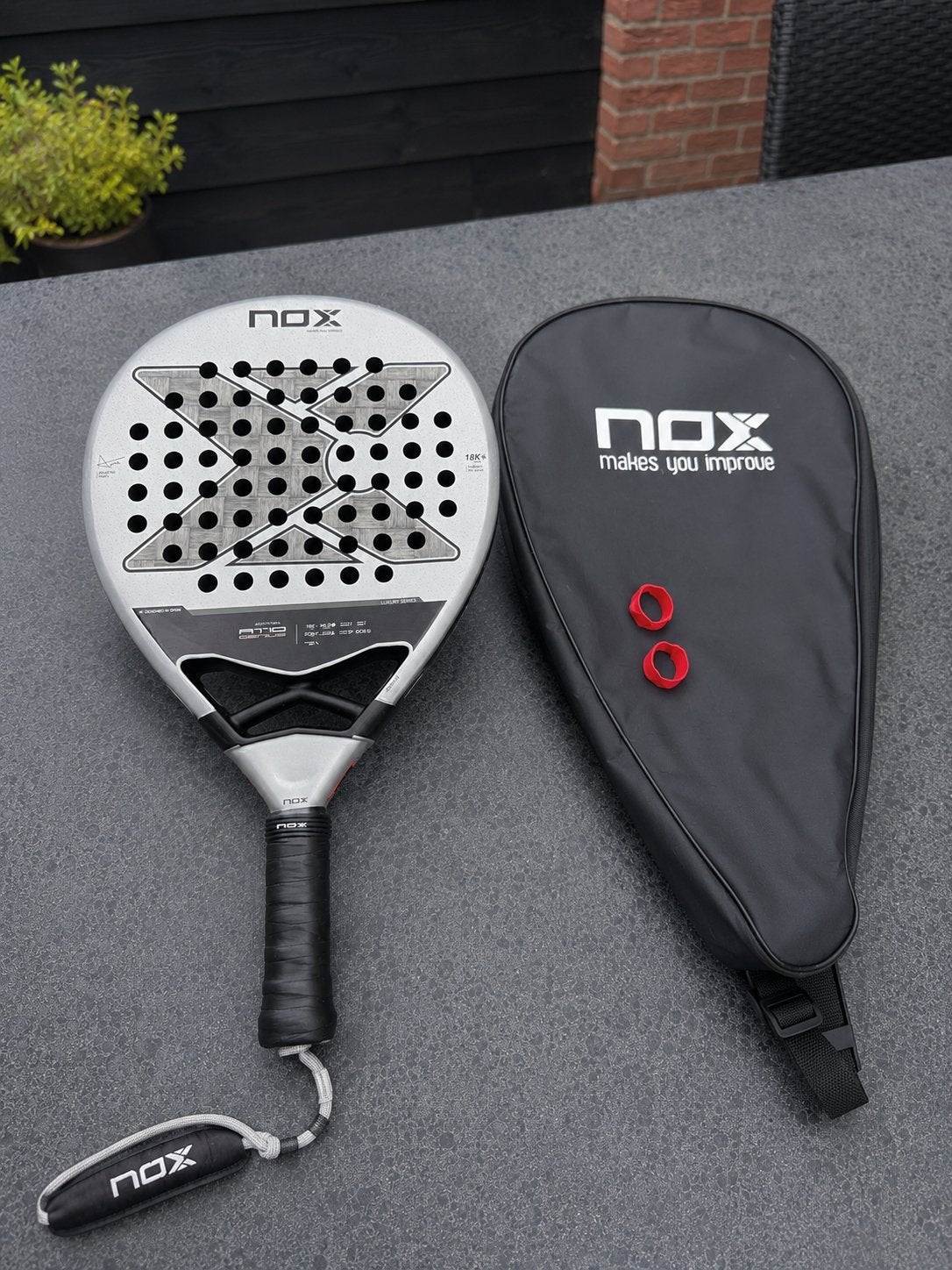 NOX AT10 Genius 18K 2024 Padelracket - Agustín Tapia, Ophalen of Verzenden, Nieuw, Padelracket