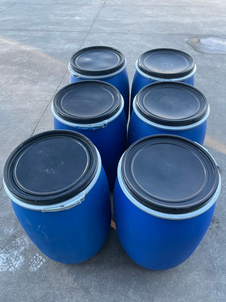 6x Blauwe vaten met deksel en klemband, Ophalen, Gebruikt