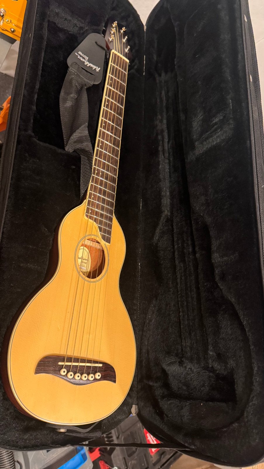 Washburn Rover guitar, Muziek en Instrumenten, Snaarinstrumenten | Gitaren | Akoestisch, Ophalen, Gebruikt, Western- of Steelstringgitaar
