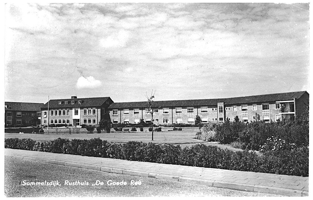 700346 Sommelsdijk ZH 1970 Rusthuis De Goede Ree Gelopen