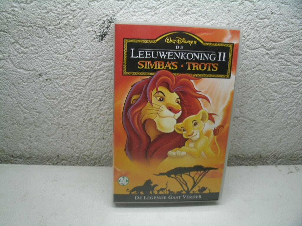 vhs 199a leeuwekoning 11 simba's trots ned gespr, Cd's en Dvd's, VHS | Kinderen en Jeugd, Alle leeftijden, Ophalen of Verzenden