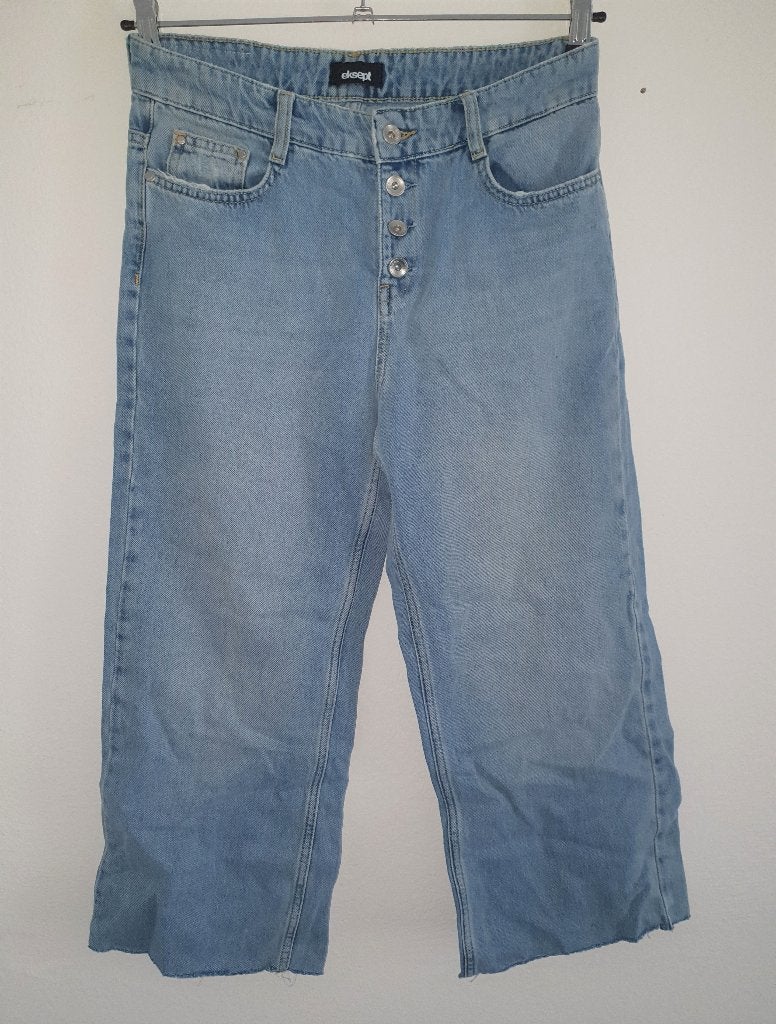 Spijkerbroek Eksept mt.28 lichtblauw 3/4 model en wijde pijp, Blauw, Ophalen of Verzenden, Zo goed als nieuw, Eksept
