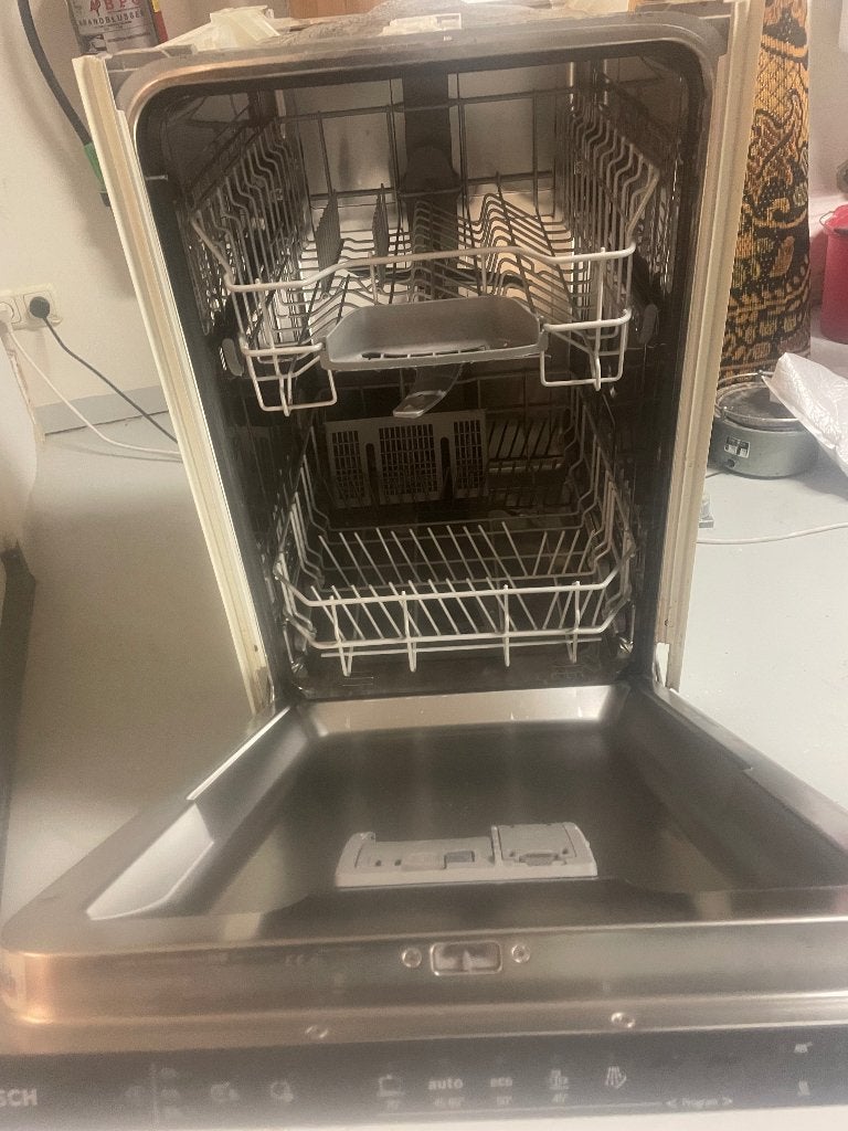 Smalle Vaatwasmachine Bosch (inbouw), Witgoed en Apparatuur, Vaatwasmachines, Ophalen, Zo goed als nieuw, Inbouw, Minder dan 85 cm