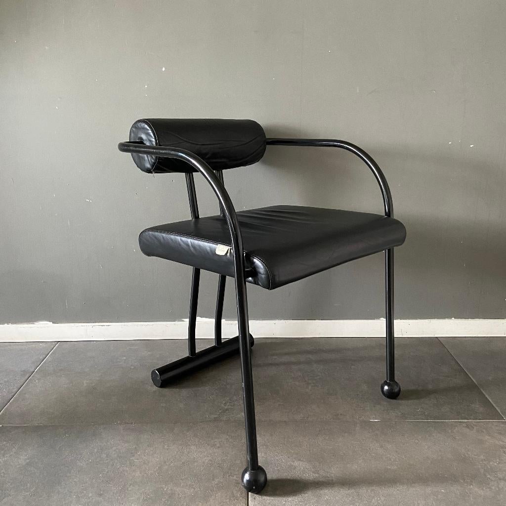 Jaren 80 Scandinavisch Noors Postmodern design stoelen, Huis en Inrichting, Stoelen, Gebruikt, Zwart, Postmodern, Memphis