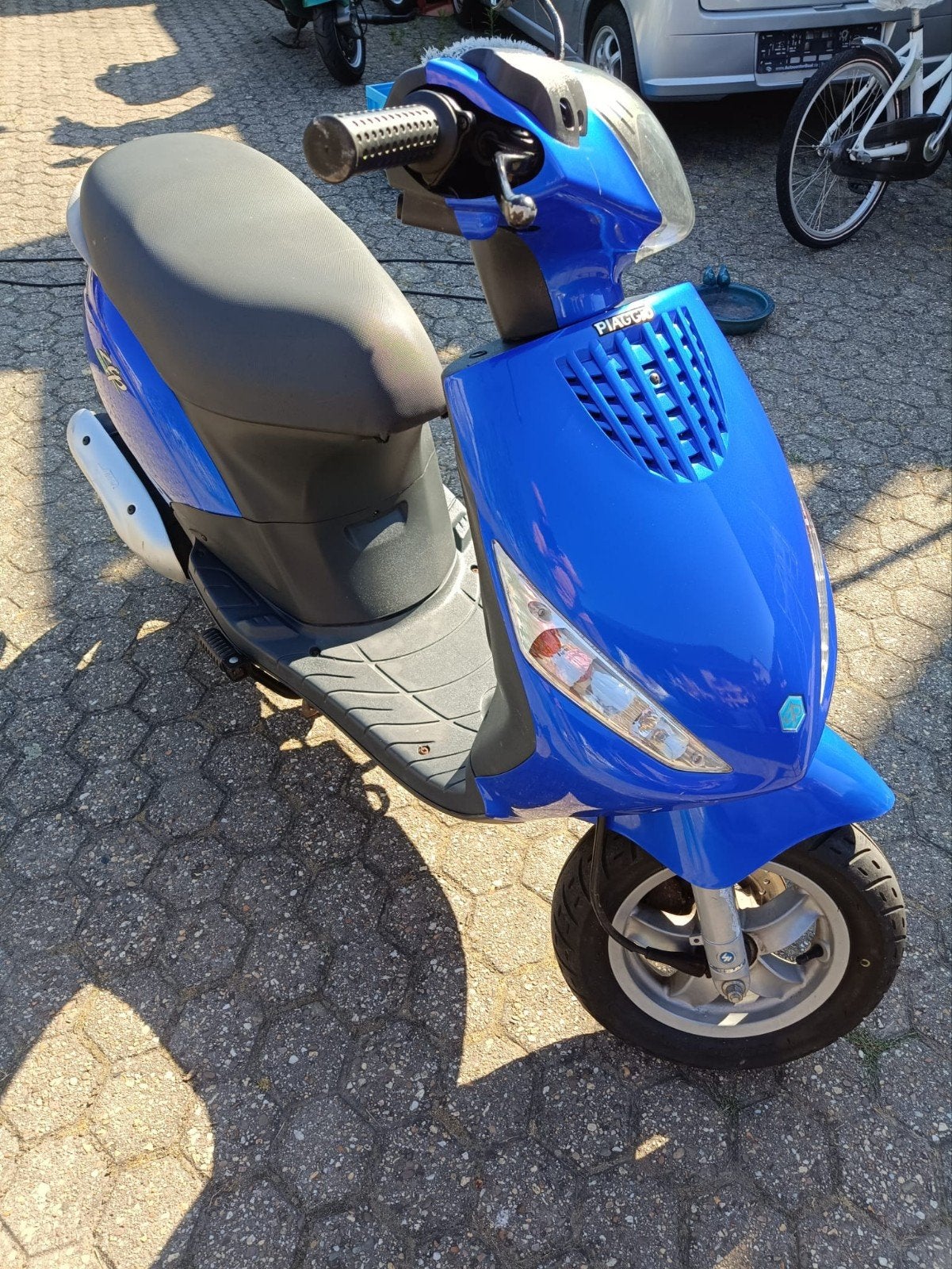 Piaggio Zip bwjr: 2005, Fietsen en Brommers, Scooters | Piaggio, Zo goed als nieuw, Zip, Benzine, Ophalen