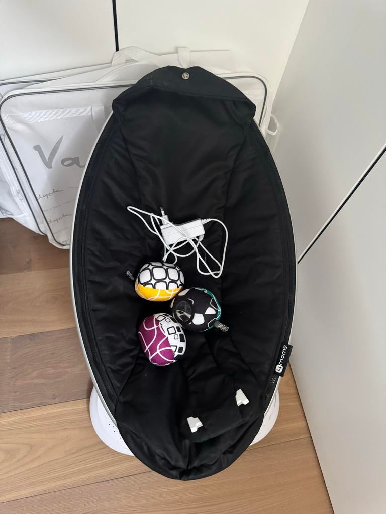 4moms mamaRoo 4.0 Wipstoel - Zo goed als nieuw, Wipstoel, Ophalen, Overige merken, Met gordel(s) of riempje(s)