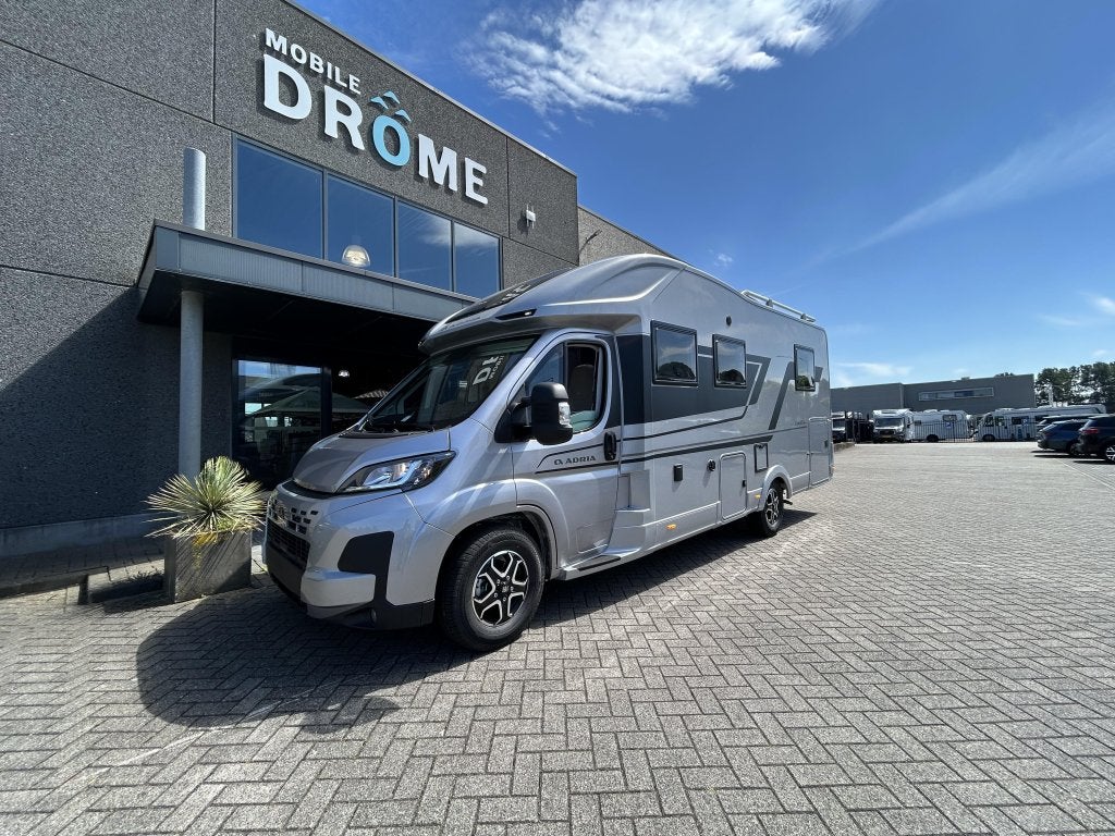 Adria Coral Supreme 670 DC 180PK - automaat - leder, Automaat, Fiat, Bedrijf, Diesel