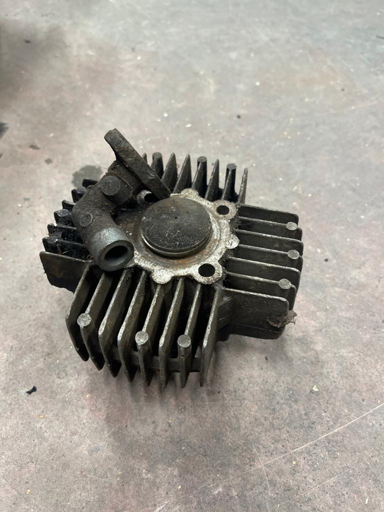 Puch maxi cilinder met zuiger en 12mm inlaat, Ophalen of Verzenden, Cilinder