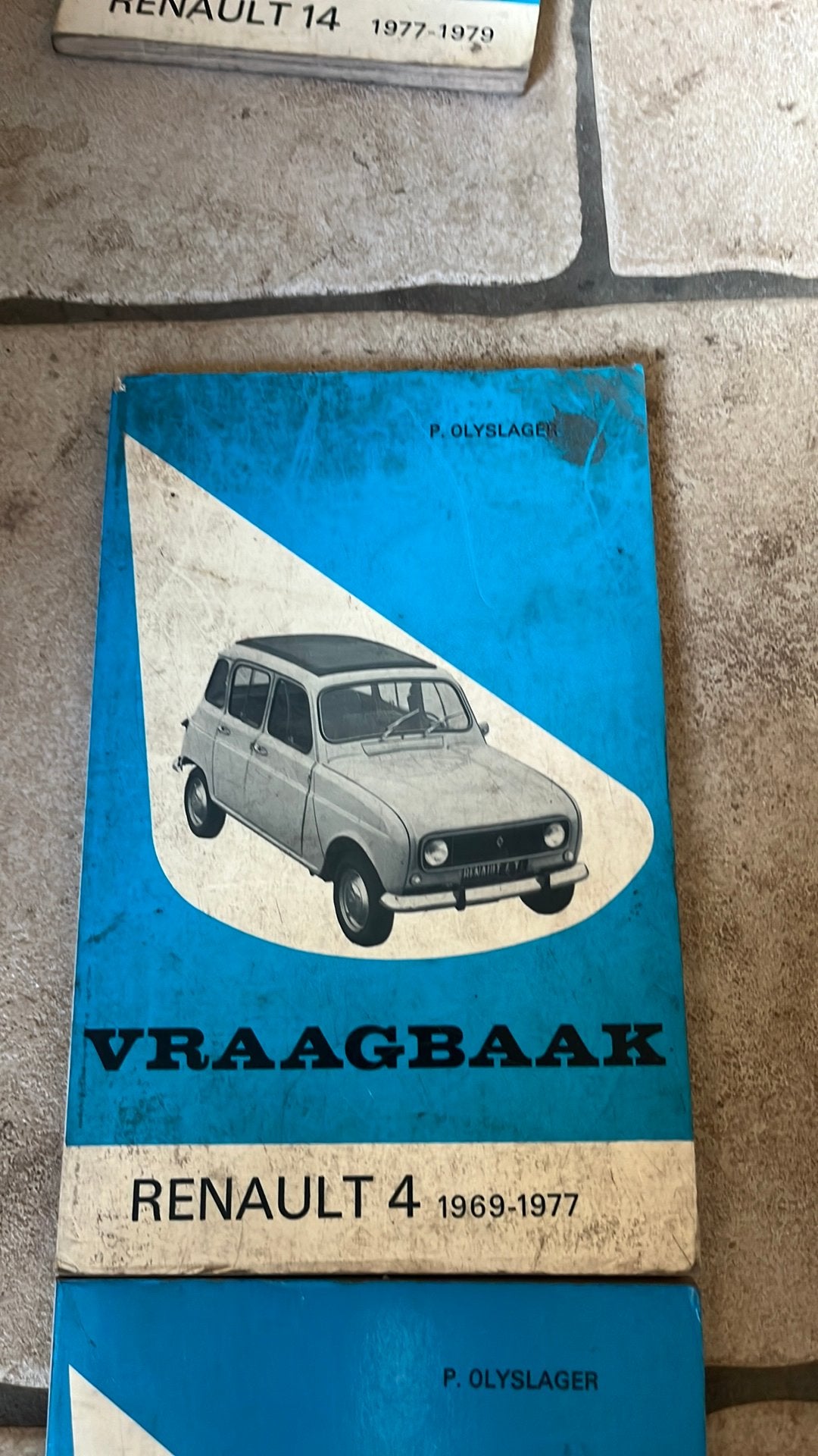 Vraagbaak renault 4, Auto diversen, Ophalen of Verzenden