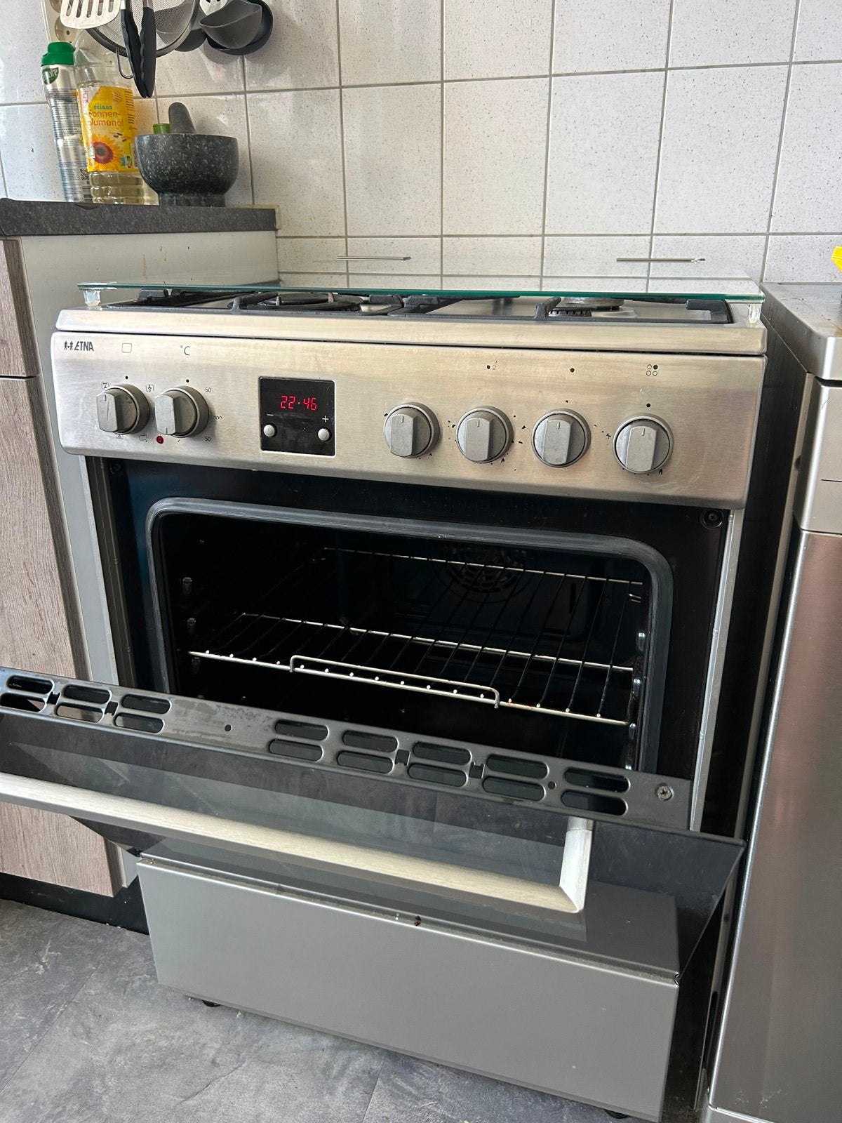 ETNA Vrijstaand Gasfornuis met Oven, 60 cm of meer, Zo goed als nieuw, Gas, Vrijstaand
