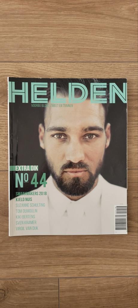 Helden (nummer 44), Ophalen of Verzenden, Gelezen, Sport en Vrije tijd