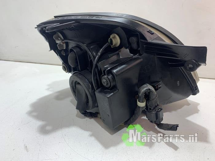 Koplamp links van een Kia Picanto
