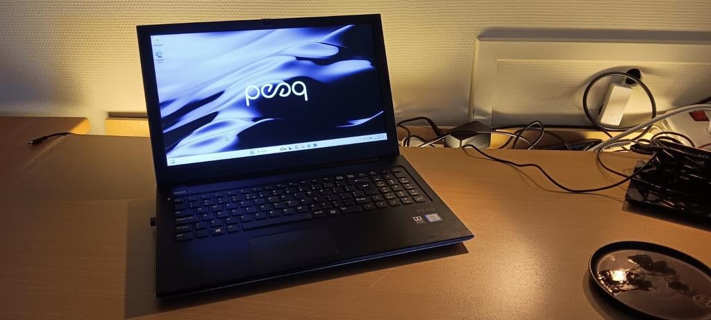 PEAQ S2415 laptop, Ophalen, 15 inch, 2 tot 3 Ghz, SSD
