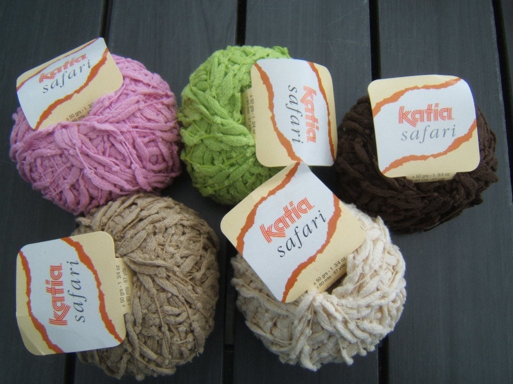 66 bollen breigaren van Katia Safari in 5 kleuren, Ophalen of Verzenden, Nieuw, Breien of Haken, Wol of Garen