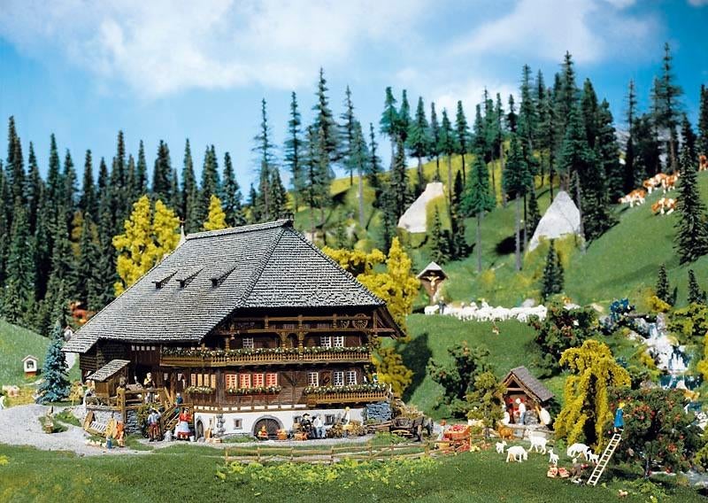 Faller: Schwarzwald-boerderij NIEUW, Hobby en Vrije tijd, Modeltreinen | H0, Overige merken, Gelijkstroom of Wisselstroom, Brug, Tunnel of Gebouw