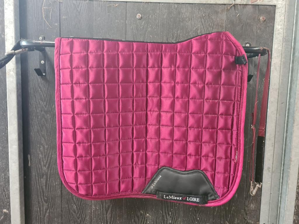 Zadeldek LeMieux Loire Dressage – Donkerrood, Ophalen of Verzenden, Gebruikt
