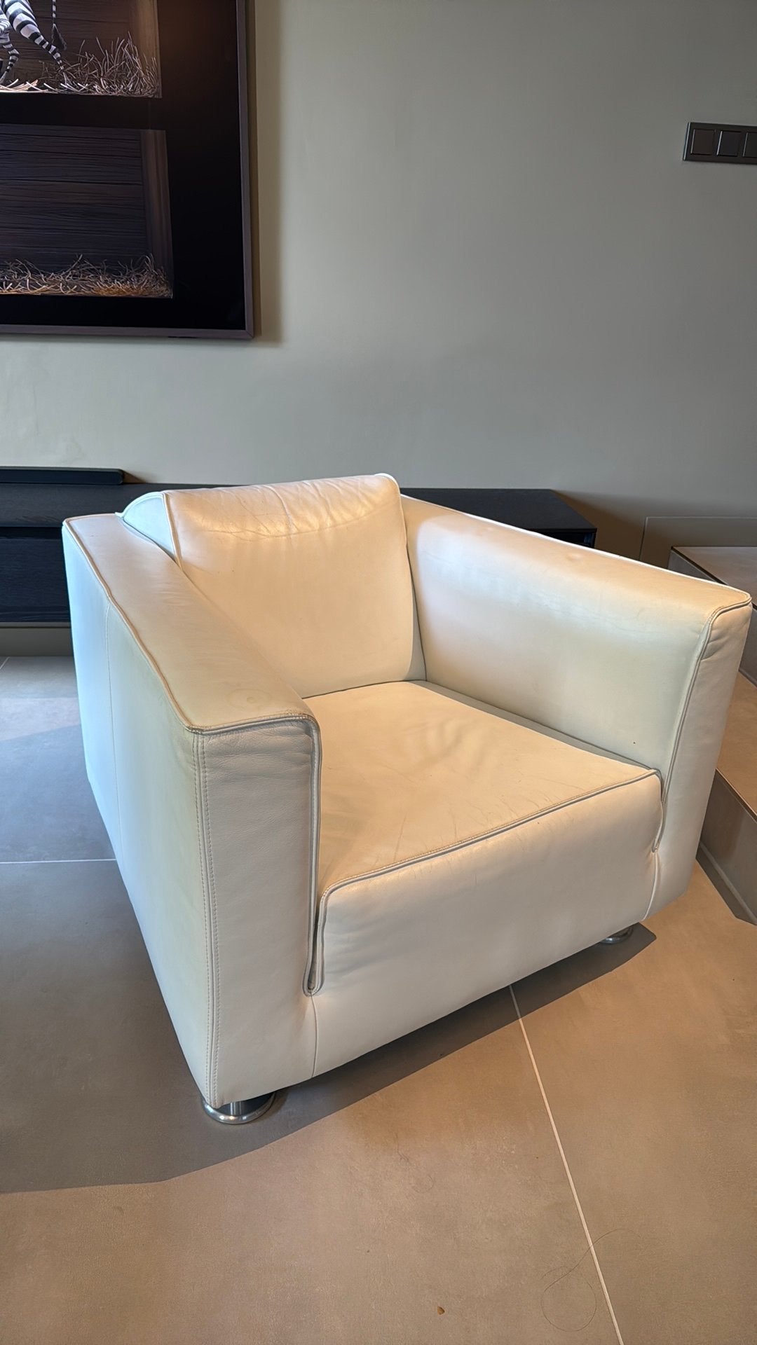 Design on stock fauteuil wit leer, Huis en Inrichting, Ophalen, Eenpersoons, Zo goed als nieuw, Minder dan 150 cm