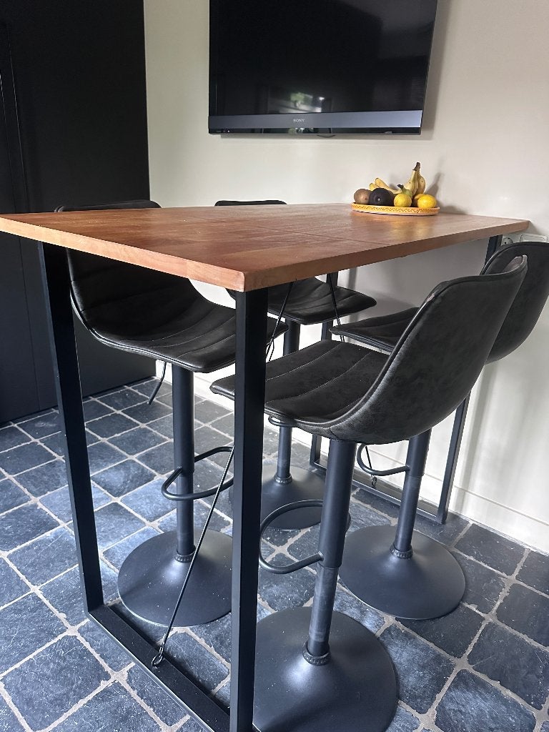 Houten bartafel met 4 barkrukken, Ophalen, Gebruikt, 90 cm of meer, 4 krukken