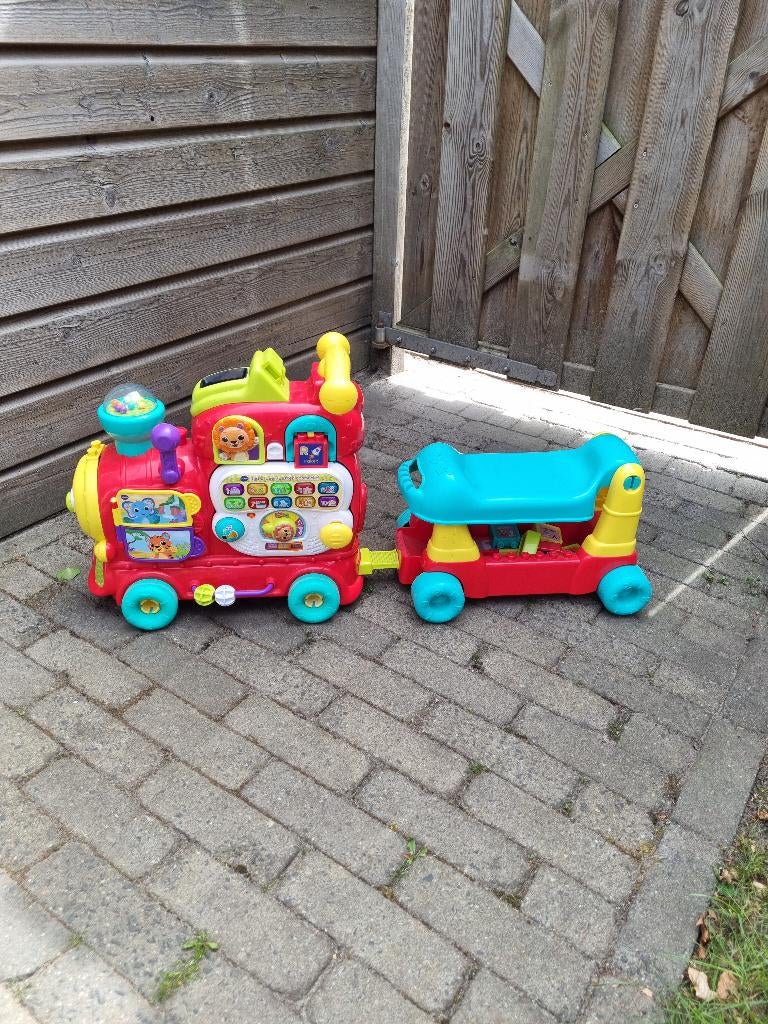 Speeltrein vtech, Ophalen, Gebruikt, 6 maanden tot 2 jaar