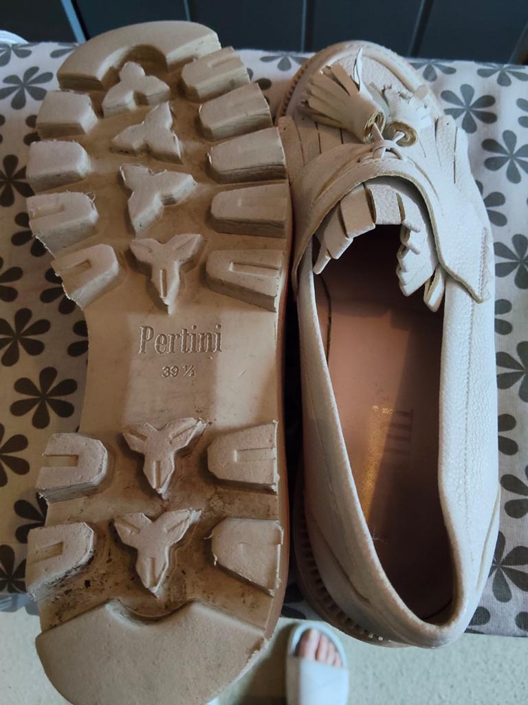 Pertini Instappers Maat 39.5, Kleding | Dames, Schoenen, Pertini, Ophalen of Verzenden, Gedragen, Instappers