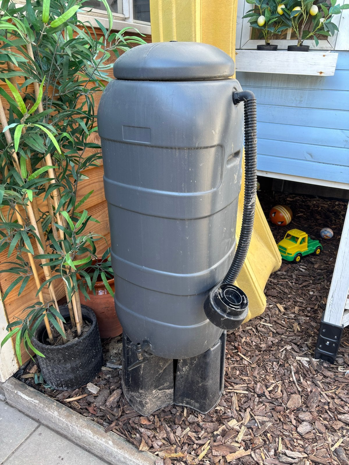 Regenton 100L, 75 tot 150 liter, Ophalen, Gebruikt, Kunststof