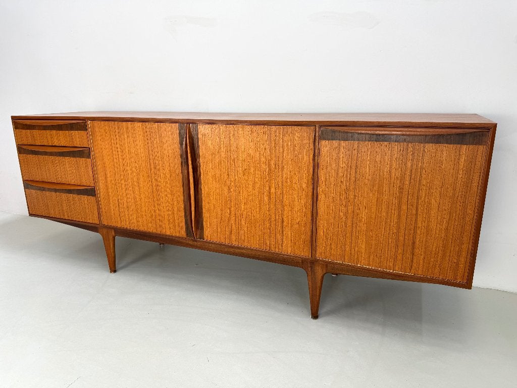 Vintage dressoir McIntosh., Huis en Inrichting, Ophalen of Verzenden, Zo goed als nieuw, 25 tot 50 cm