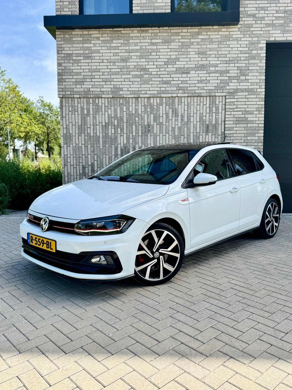 Volkswagen Polo 2.0 TSI 200pk 6-DSG 2018 Wit Pano, Stof, 4 cilinders, 1984 cc, Wit