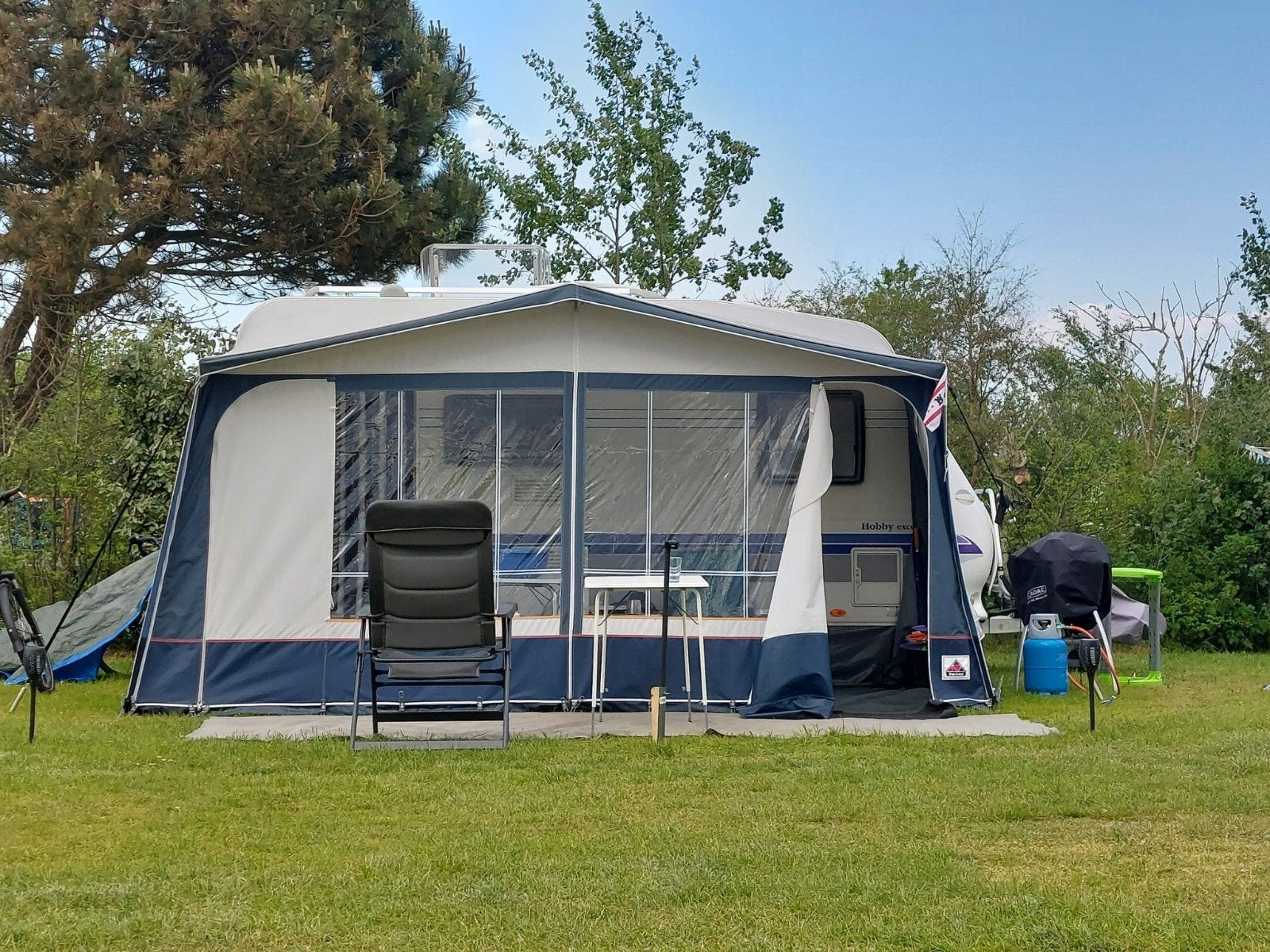 Doréma voortent omloopmaat 9 met aluminium frame, Ophalen, Gebruikt