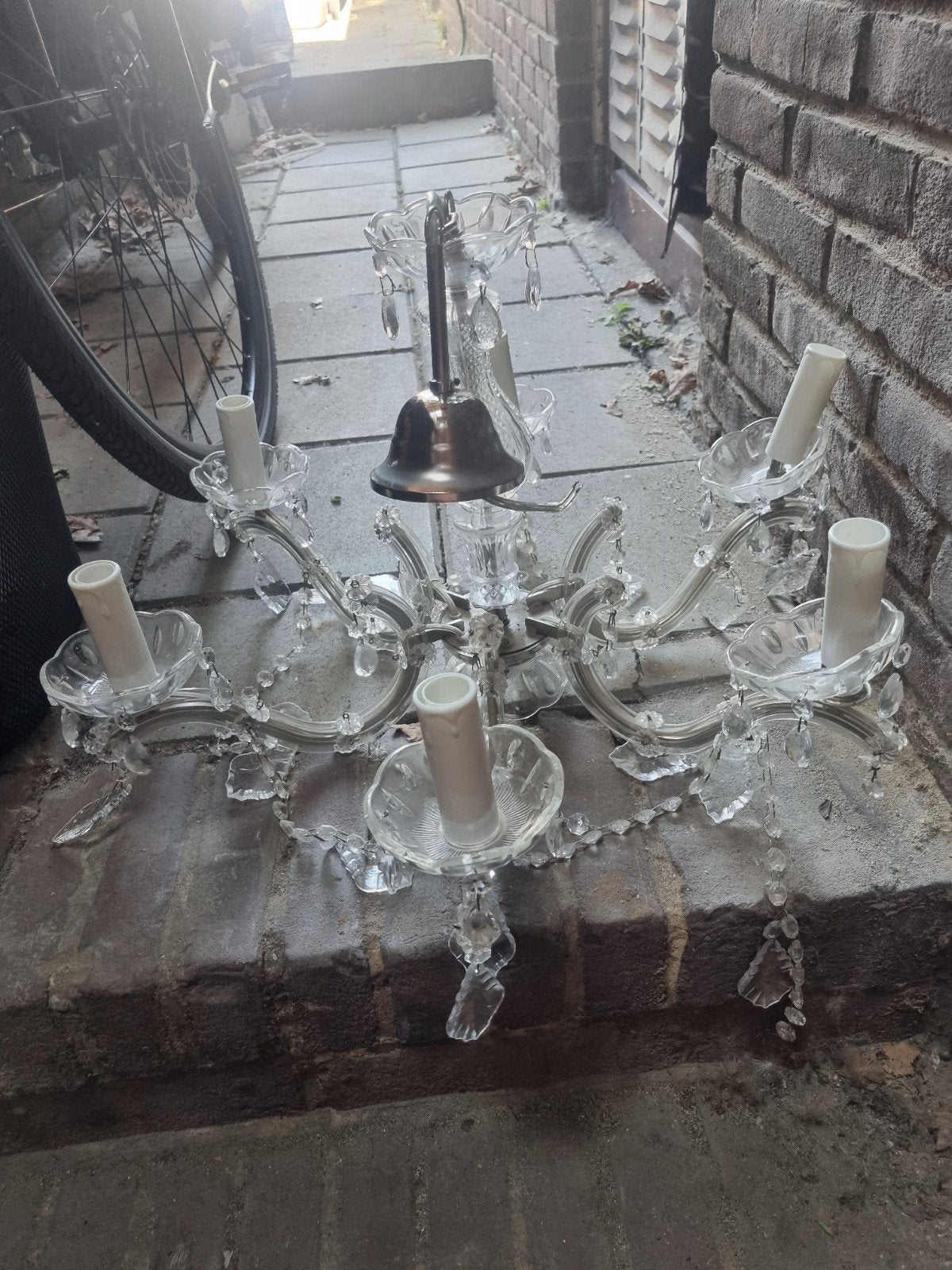Elegante kroonluchter met kristallen details, Antiek en Kunst, Ophalen