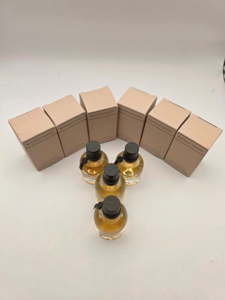 Bottega Veneta Eau De Parfum 7.5ML mini, Ophalen of Verzenden, Nieuw, Miniatuur