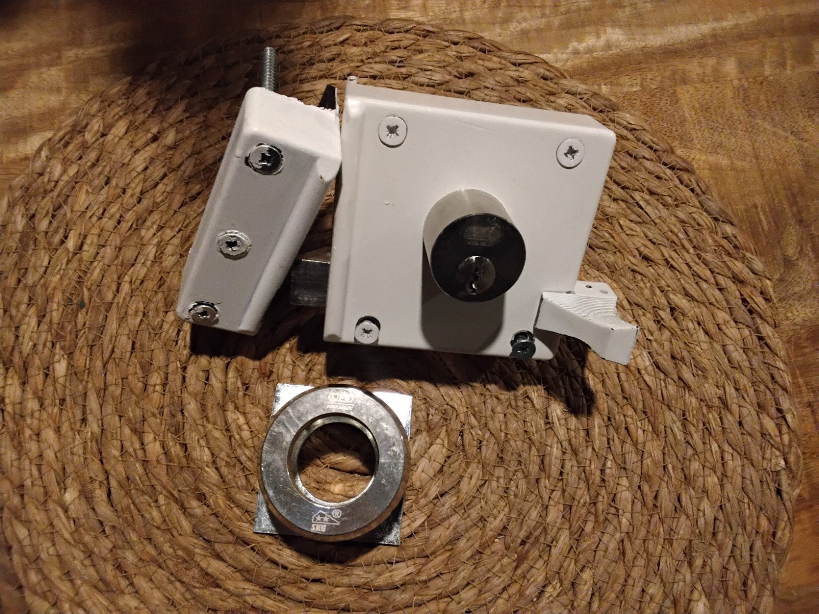 Wit lips oplegslot met cilinder en veiligheidsrozet, Ophalen, Gebruikt, Overige materialen, Slot