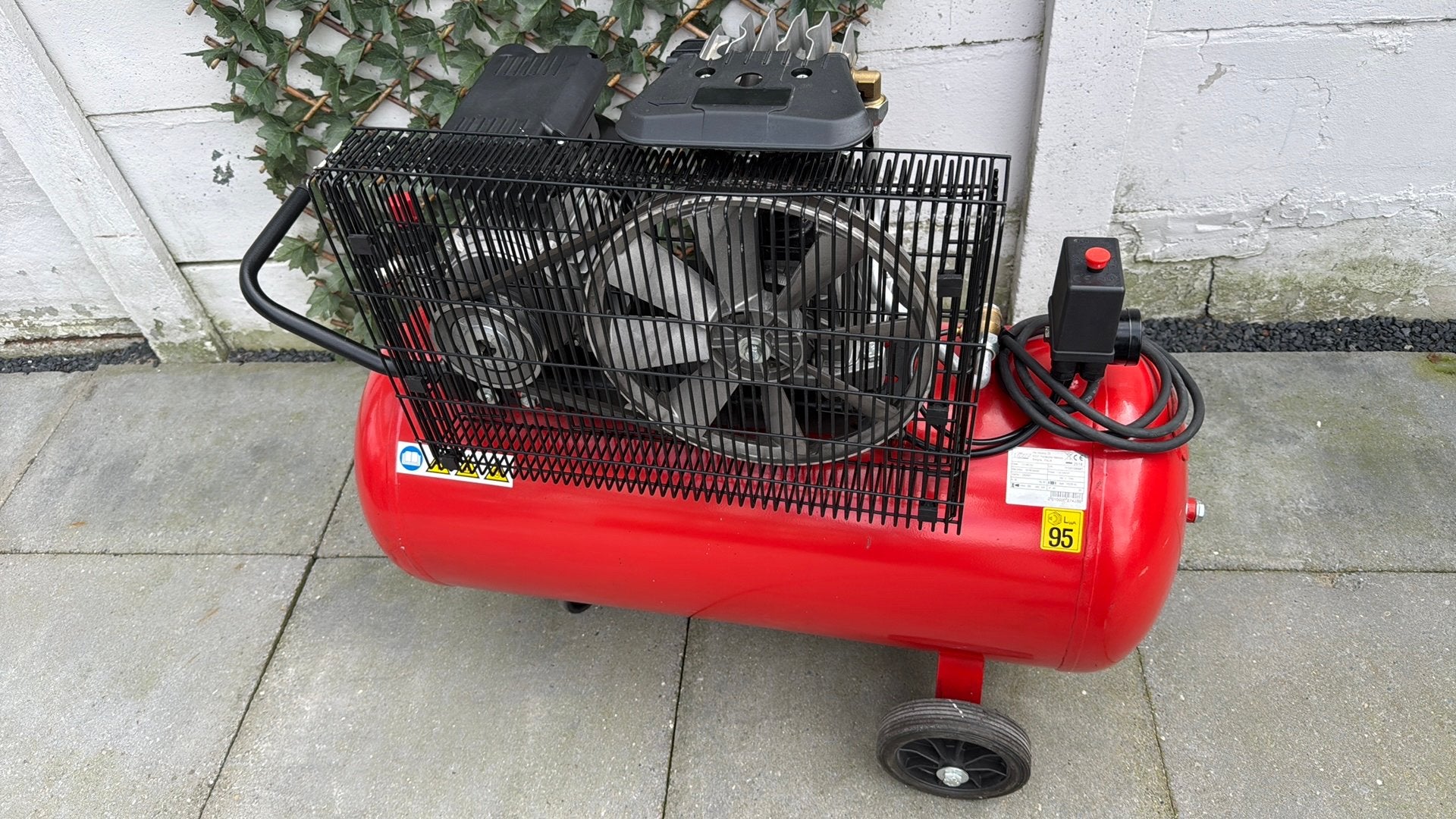 Compressor fiac, 100 liter of meer, Ophalen of Verzenden, Zo goed als nieuw, 200 tot 400 liter/min