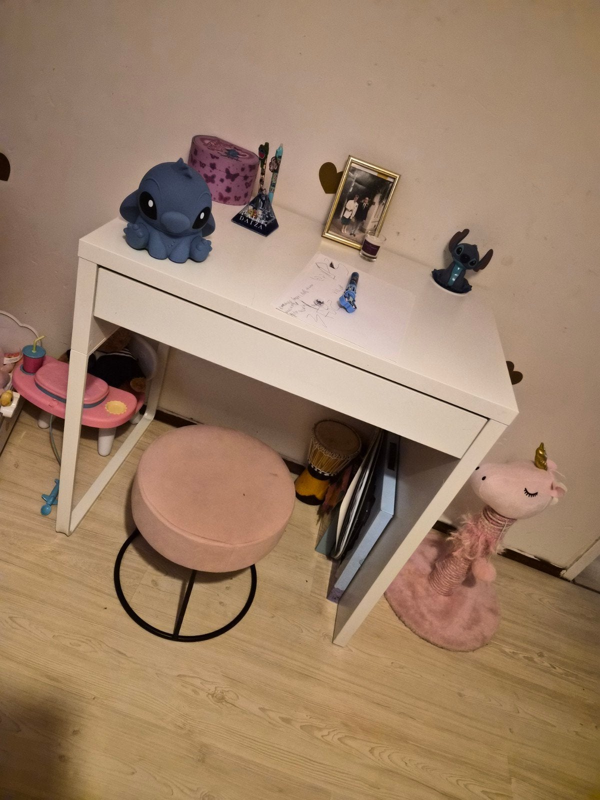 Ikea bureau wit met lade evt kruk erbij., Ophalen, 50 tot 100 cm, Minder dan 100 cm
