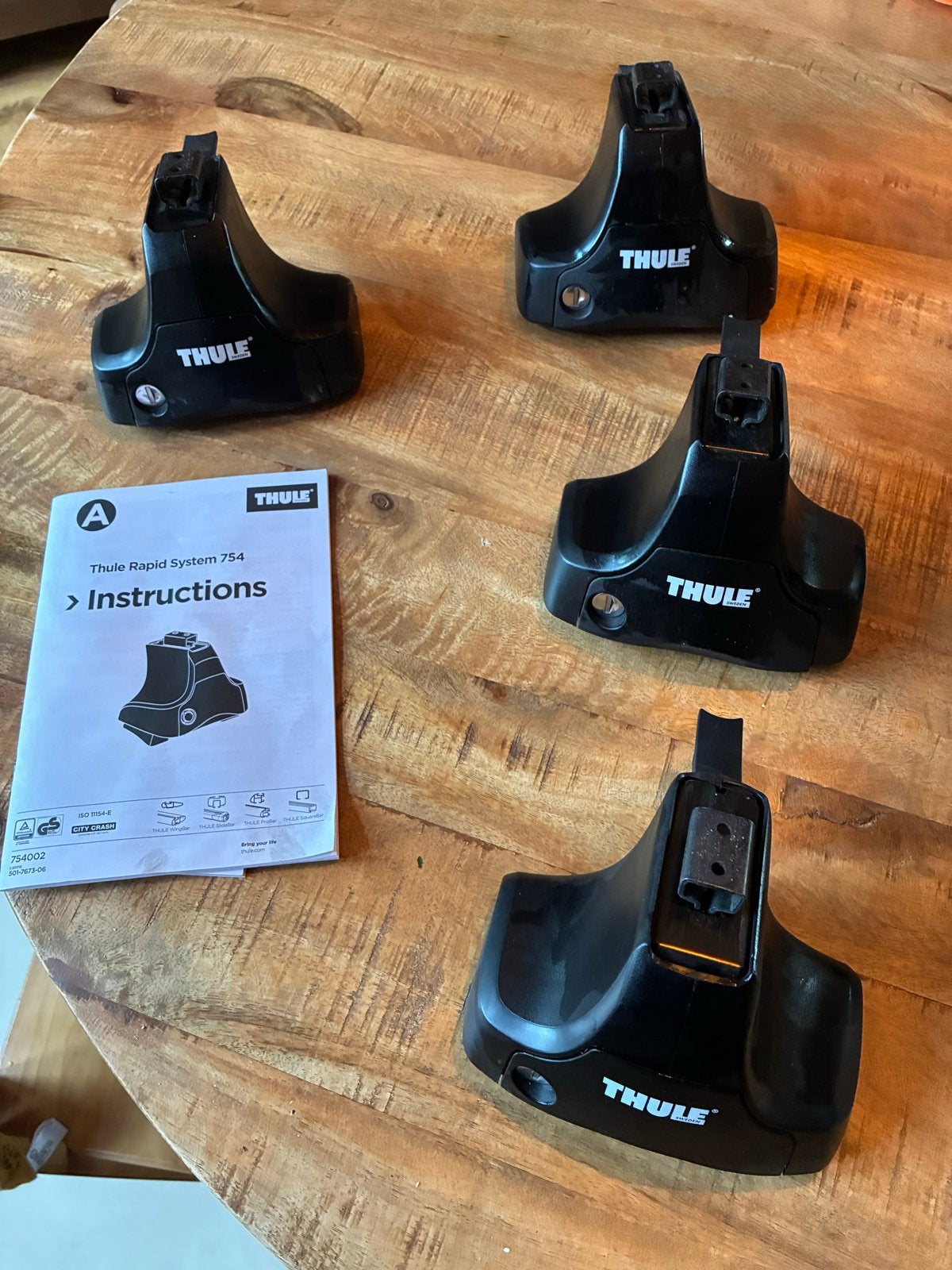 Thule Rapid System 754 Voetenset voor Dakdragers, Ophalen, Gebruikt
