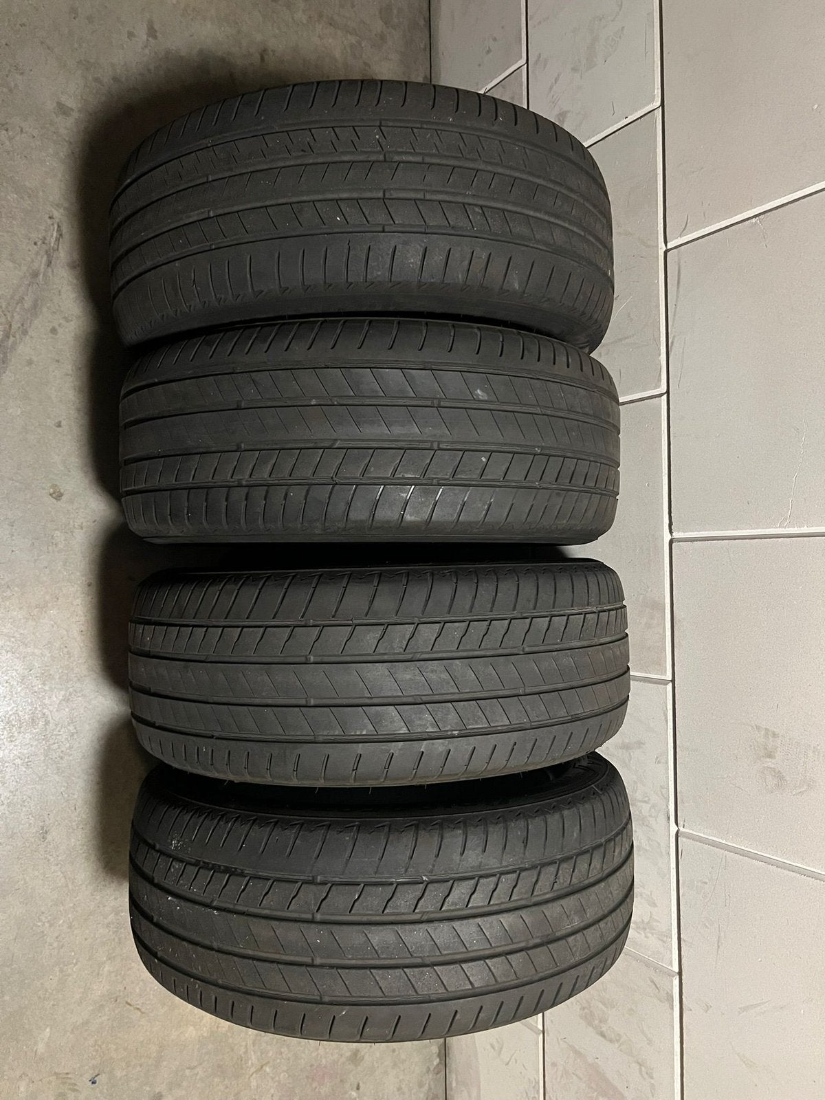 Bridgestone banden, Ophalen