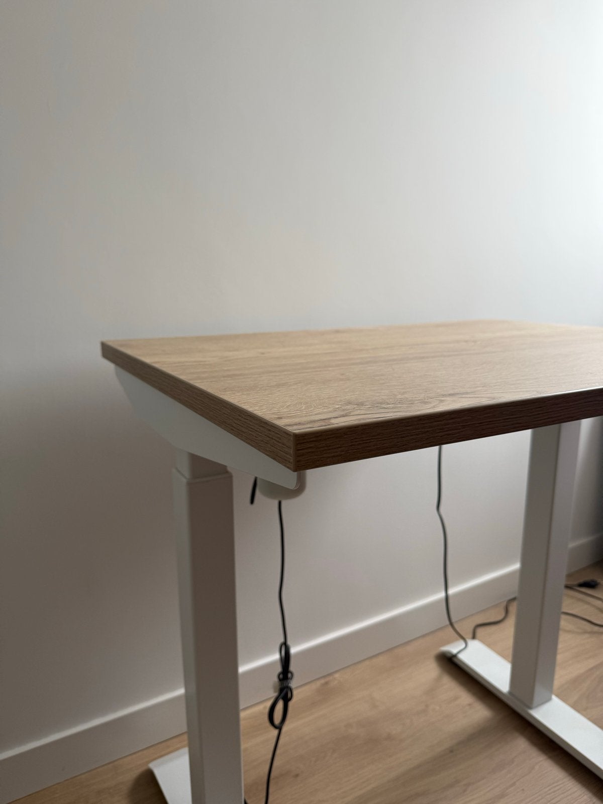 Compact elektrisch verstelbaar zit-sta bureau 80x60, Huis en Inrichting, Bureaus, Ophalen, Zit-sta bureau, Hout, 80 cm