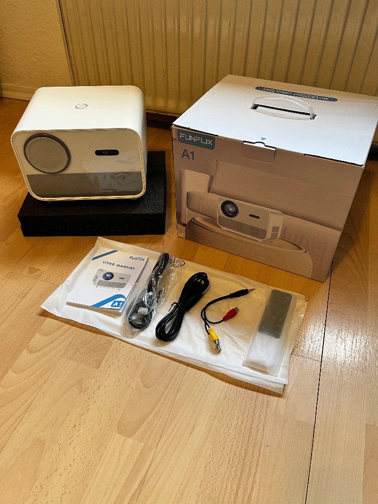 Projektor FunFlix A1 Full HD 4K WiFi 6 Bluetooth Smart TV, LED, Nieuw, FunFlix A1, Ophalen of Verzenden