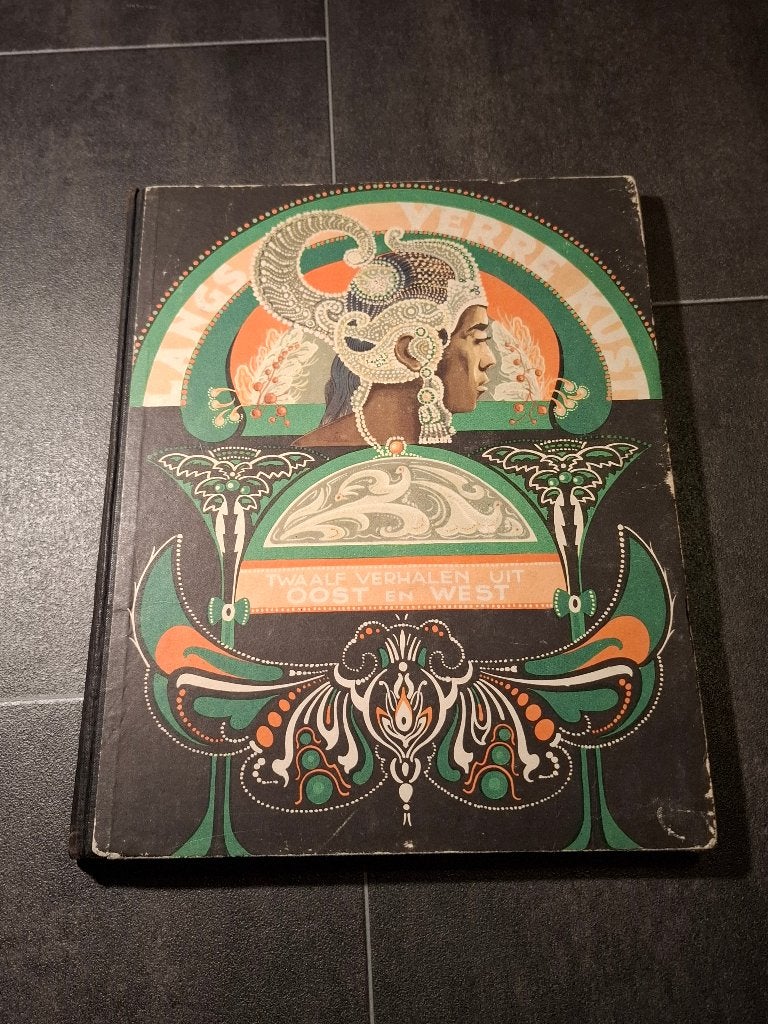 Langs verre kust, 12 verhalen uit Oost en West, Boeken, Ophalen of Verzenden, Gelezen, Diverse auteurs, Plaatjesalbum