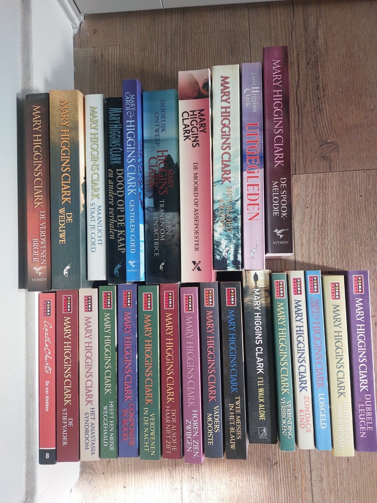Grote collectie Mary Higgins Clark boeken (25 stuks), Ophalen of Verzenden, Gelezen, Mary Higgins Clark, Nederland
