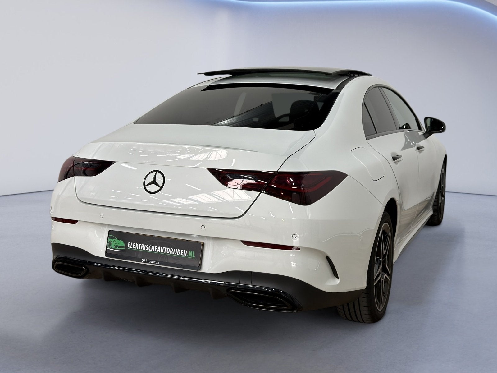 Mercedes-Benz CLA-klasse 250 e AMG Line|PANO|MEMORY|HUD|NAP|, CLA, 4 cilinders, 15 kWh, Leder en Stof