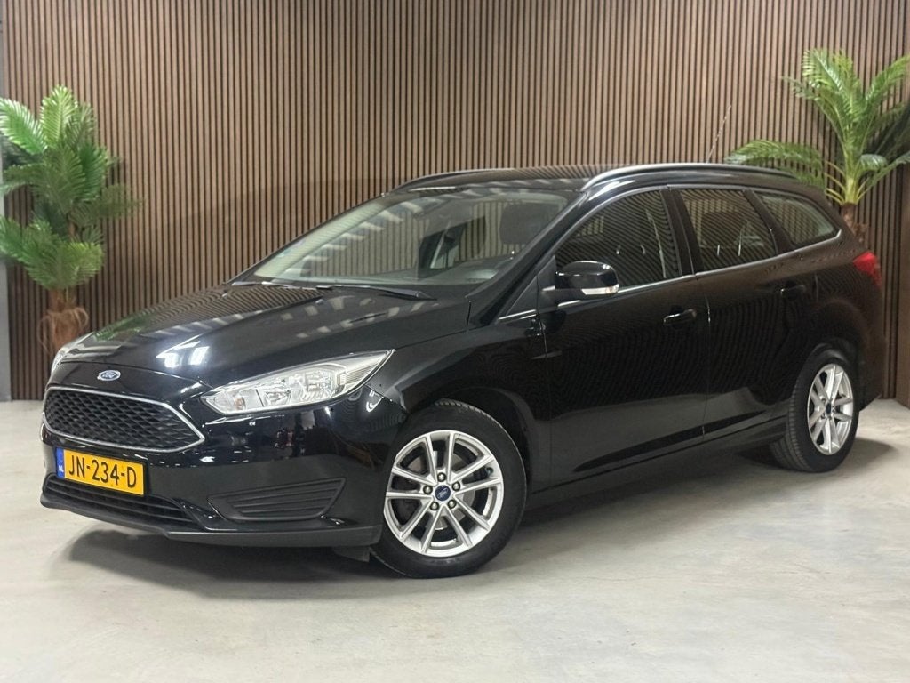 Ford FOCUS Wagon 1.0 Trend Nieuw D.Riem (bj 2016, automaat), Auto's, Gebruikt, Euro 6, Zwart, 3 cilinders