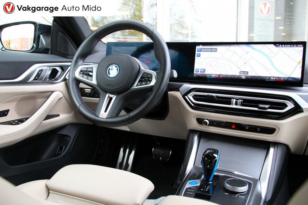 BMW i4 M50 High Executive | 1e eigenaar | 97% SoH Accu, I4, 0 cilinders, Gebruikt, Beige