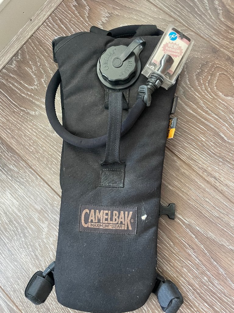 Camelbak maximum gear 2 ltr - ongebruikt-, Sport en Fitness, Bergsport en Wandelen, Ophalen of Verzenden, Nieuw, Rugzak